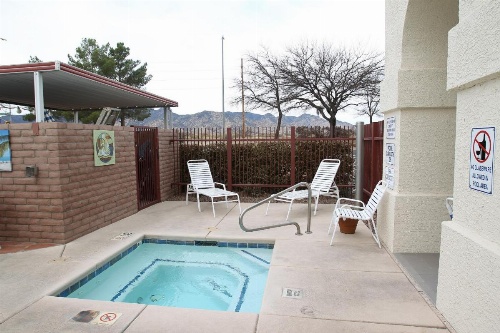Gateway Studio Suites image 13