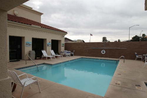 Gateway Studio Suites image 14