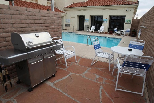 Gateway Studio Suites image 15